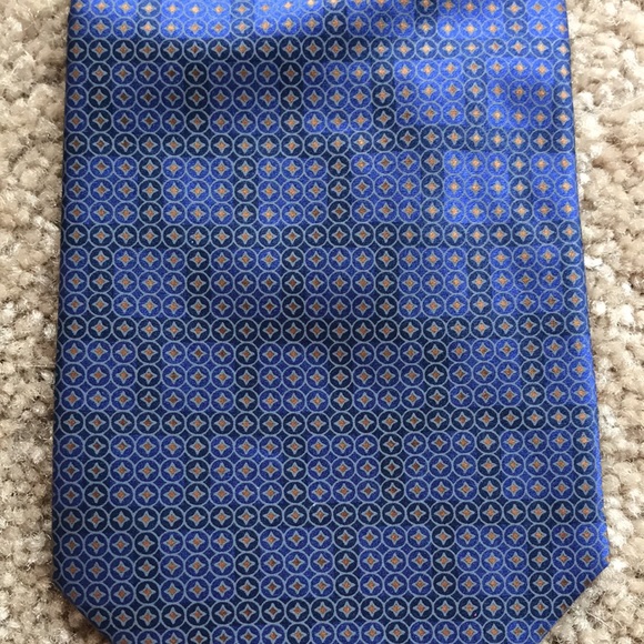 DKNY Mini Medallions Print SILK TIE - Picture 9 of 13